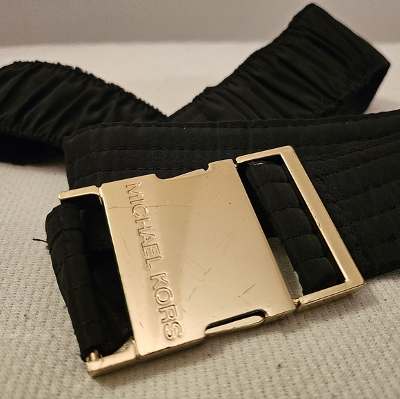 Michael Kors Black And Gold Elastic Waist Belt | Size Medium - Picture 6 of 7